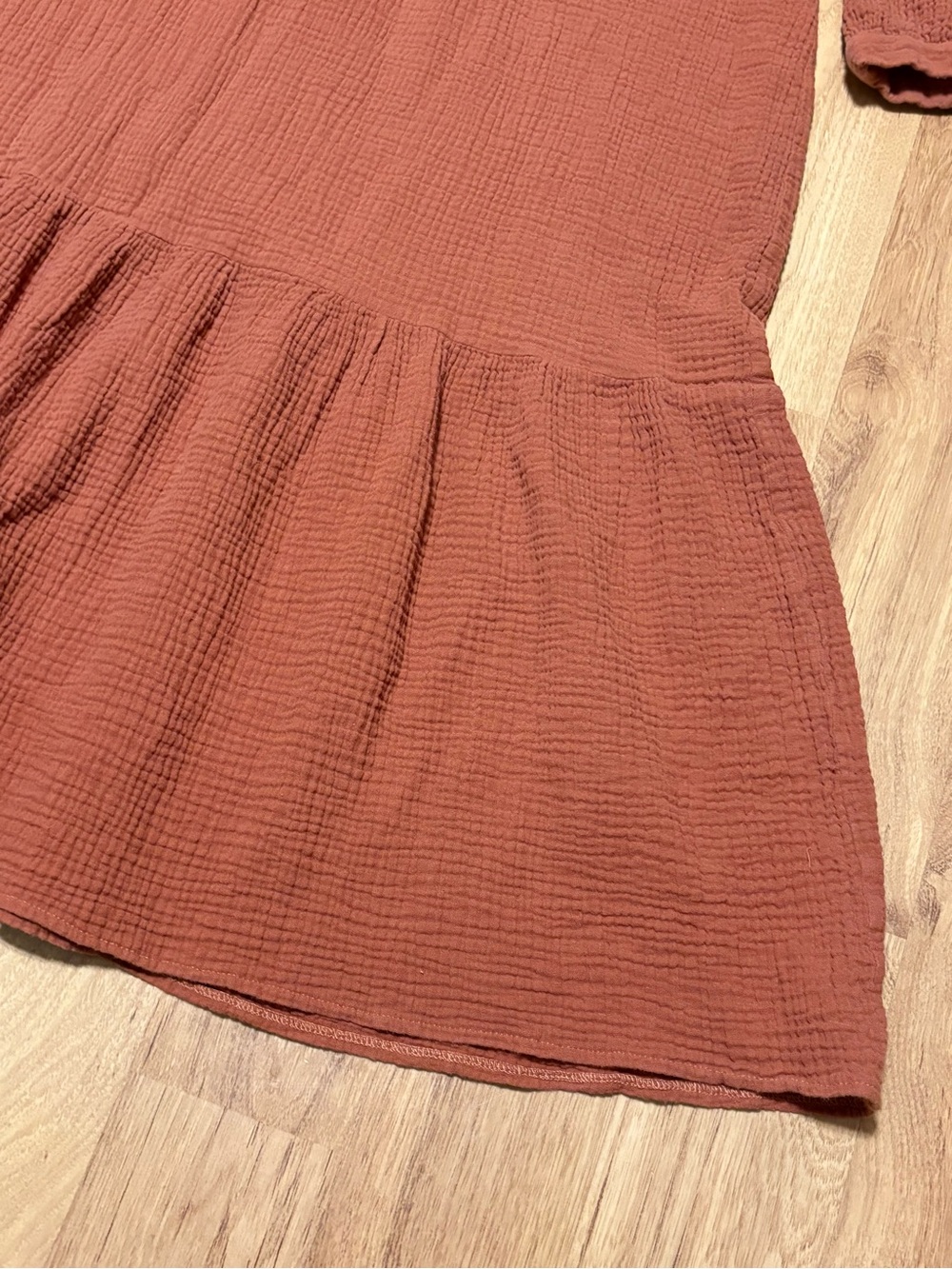 7 For All Mankind Cecelia V Neck Tiered Midi Dress Rust/Burnt Orange Medium - Picture 2 of 8